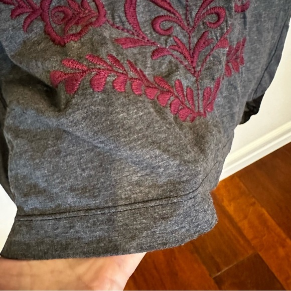 Johnny Was Women’s Boho Grey Long Sleeve Stretch Embroidered Tunic Tee Shirt S - Picture 8 of 9